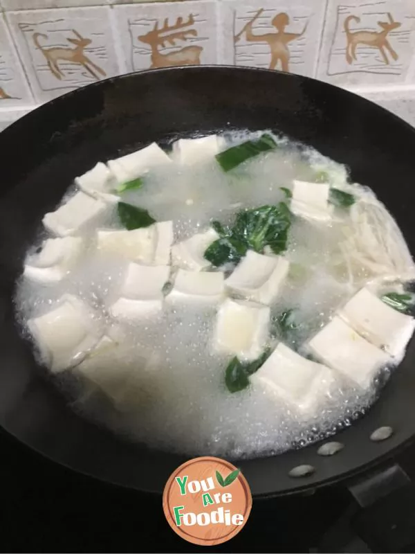 Golden needle shrimp soup