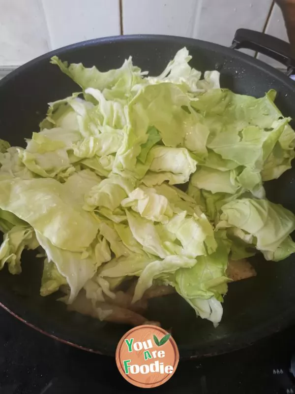 Stir fried cabbage with double cooked pork