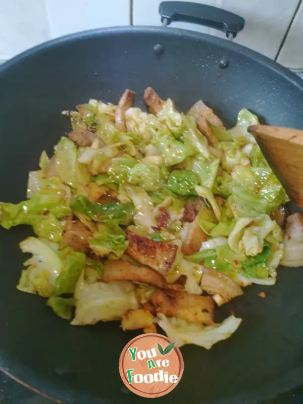 Stir fried cabbage with double cooked pork