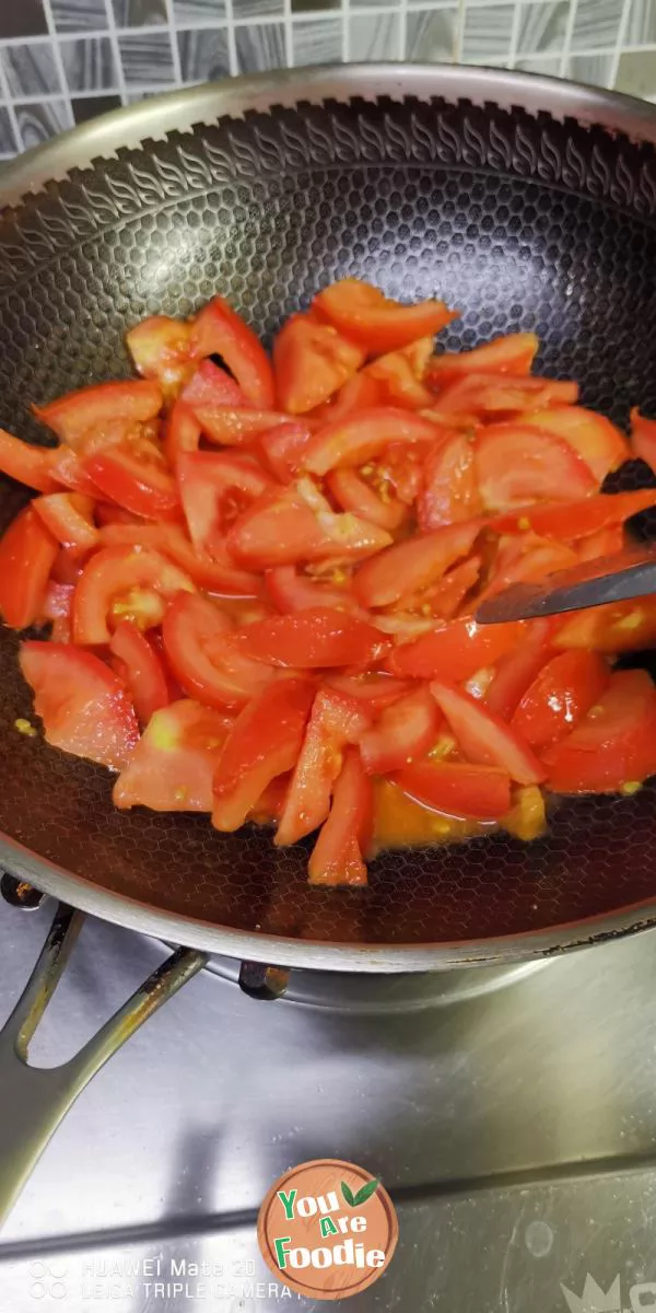 Tomato and egg noodles