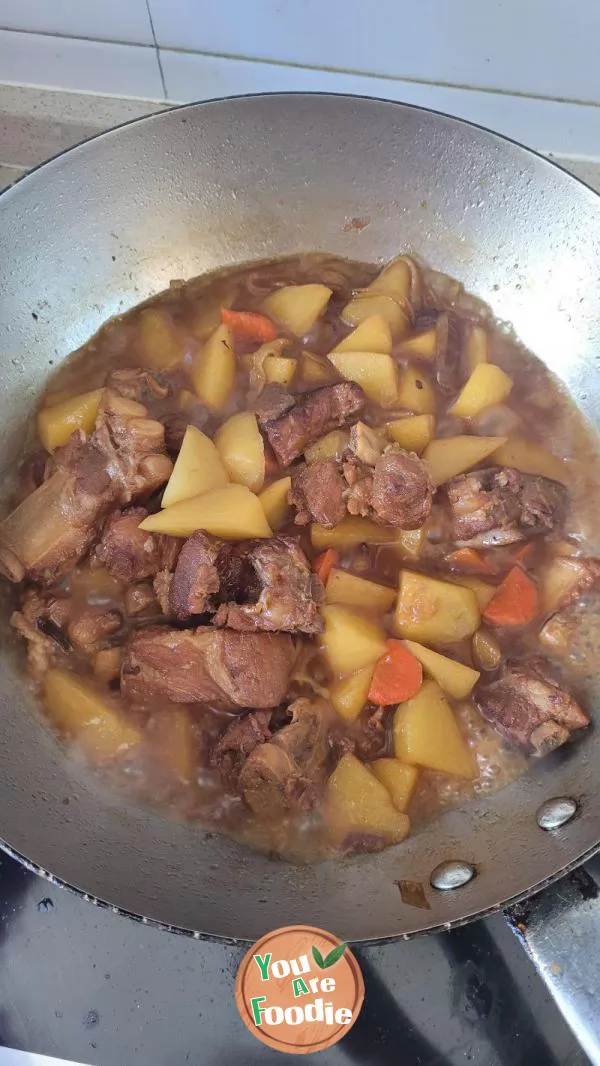 Stewed Spareribs with Potatoes