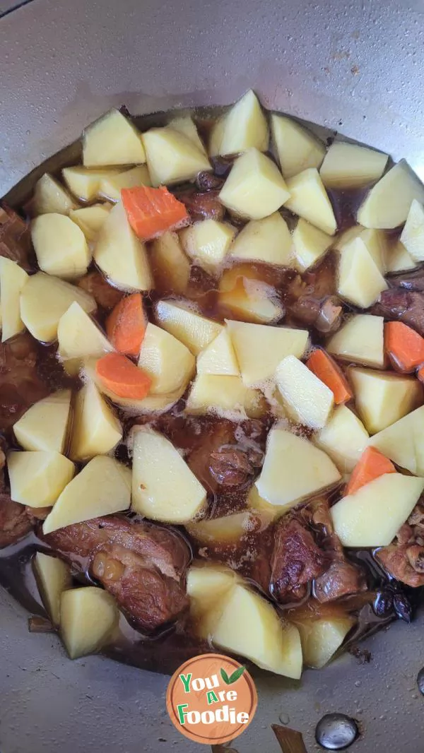 Stewed Spareribs with Potatoes