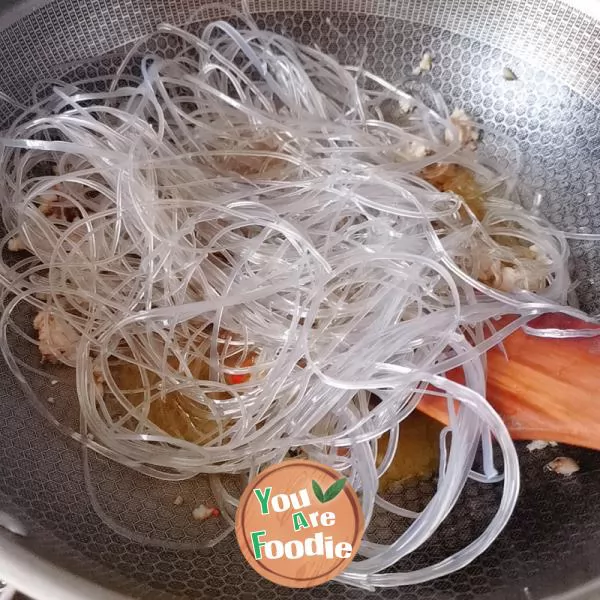 Sauteed Vermicelli with Spicy Minced Pork