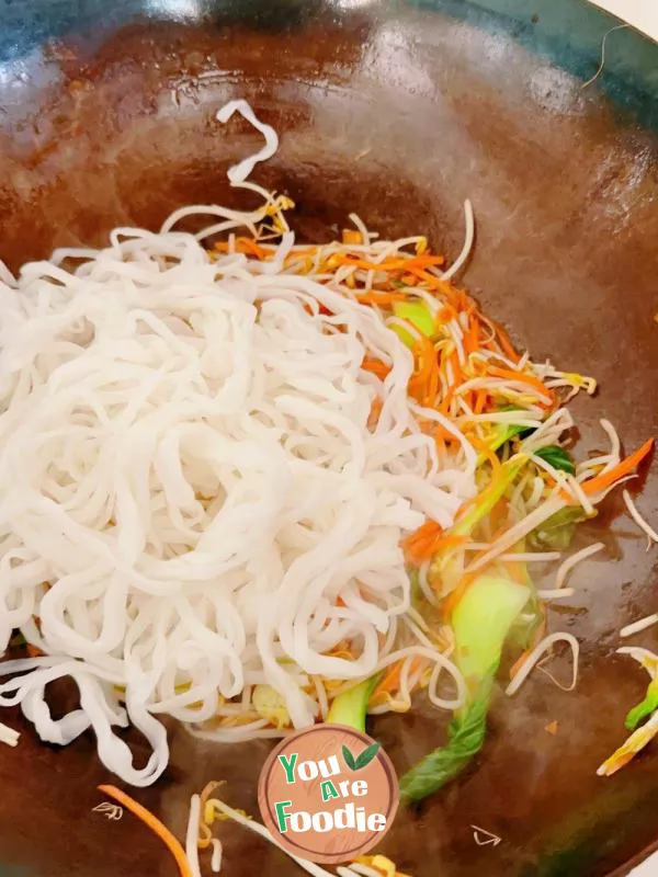 Stir-Fried Rice Noodles