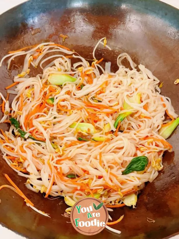 Stir-Fried Rice Noodles