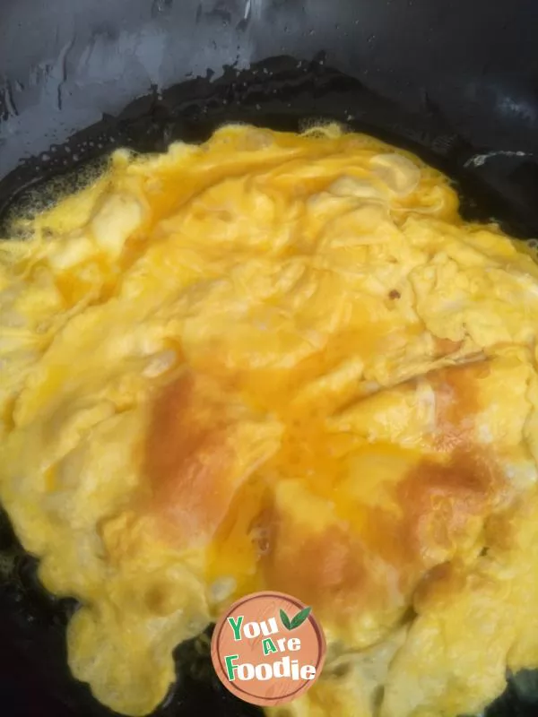 Onion scrambled eggs 