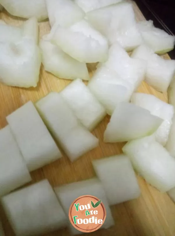 White gourd and potato ribs soup