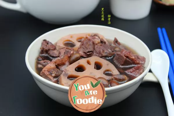 Black-bean,-lotus-root-and-Spareribs-Soup