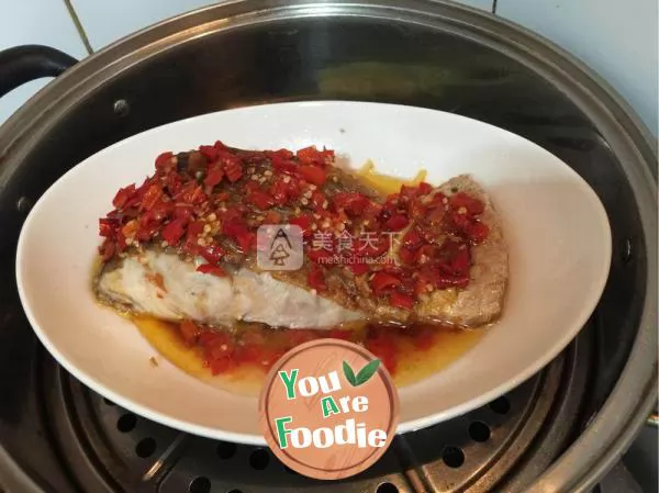 Steamed fish Brisket with chopped pepper