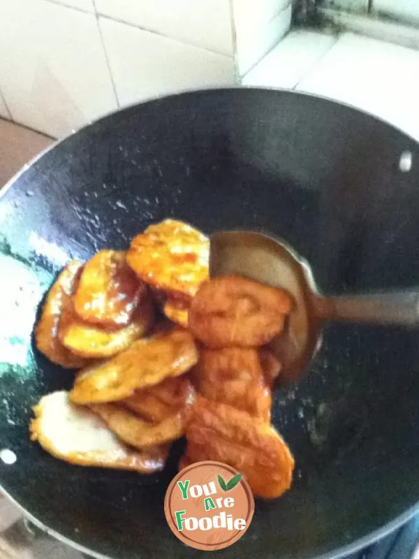 Sweet and sour lotus root slices