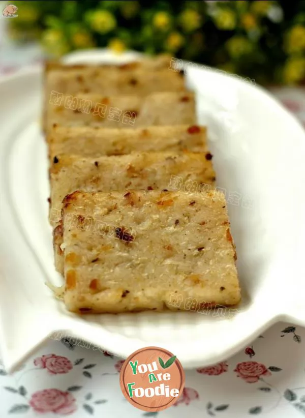 Pan-Fried Turnip Cake with Bacon