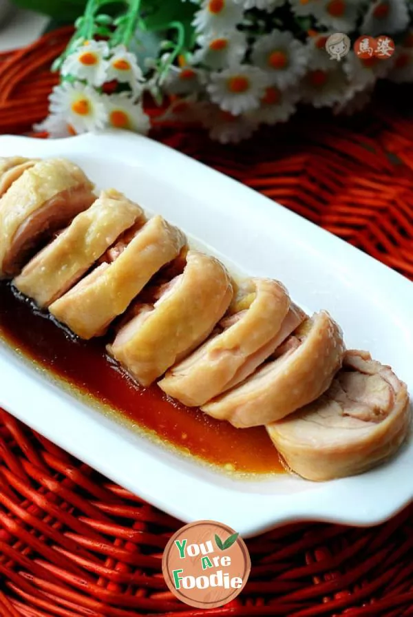 Eat chicken leg in a different way --- delicious chicken roll