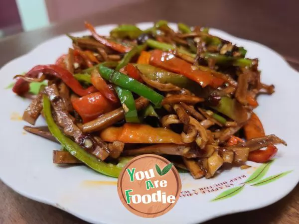 Stir fried Shredded Squid with Green Pepper