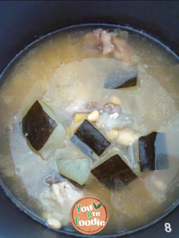 Soybean and white gourd soup