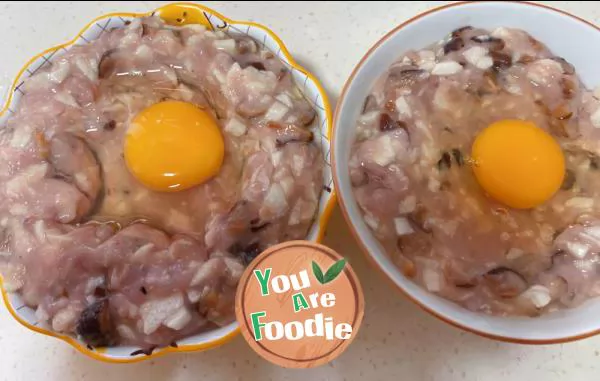 Steamed egg with yam meat