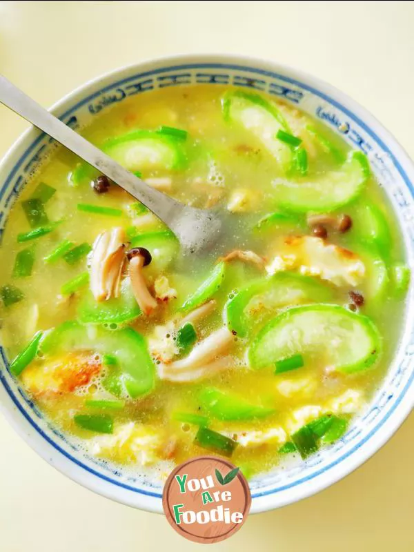 Egg towel gourd soup