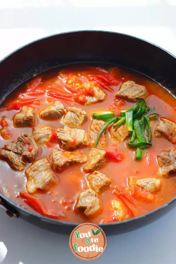 Tomato beef noodles