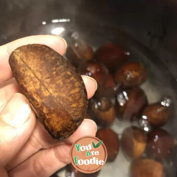 Sugar roasted chestnuts