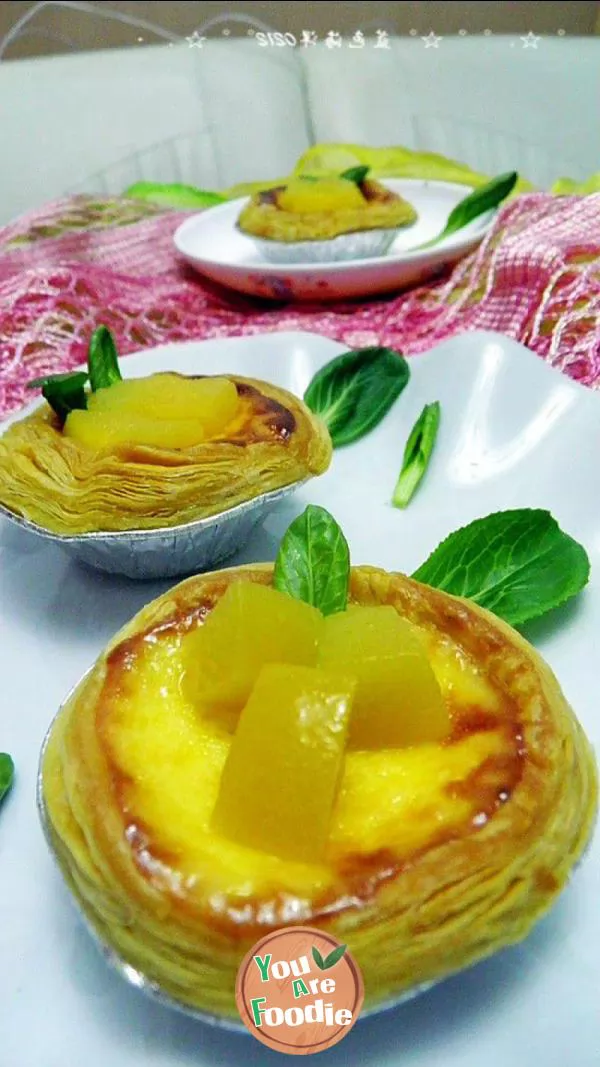 [yellow peach egg tarts] ----- a silky and fragrant taste