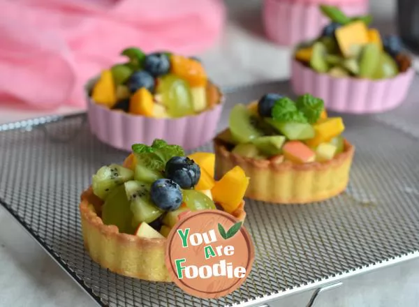 Colorful fruit tart