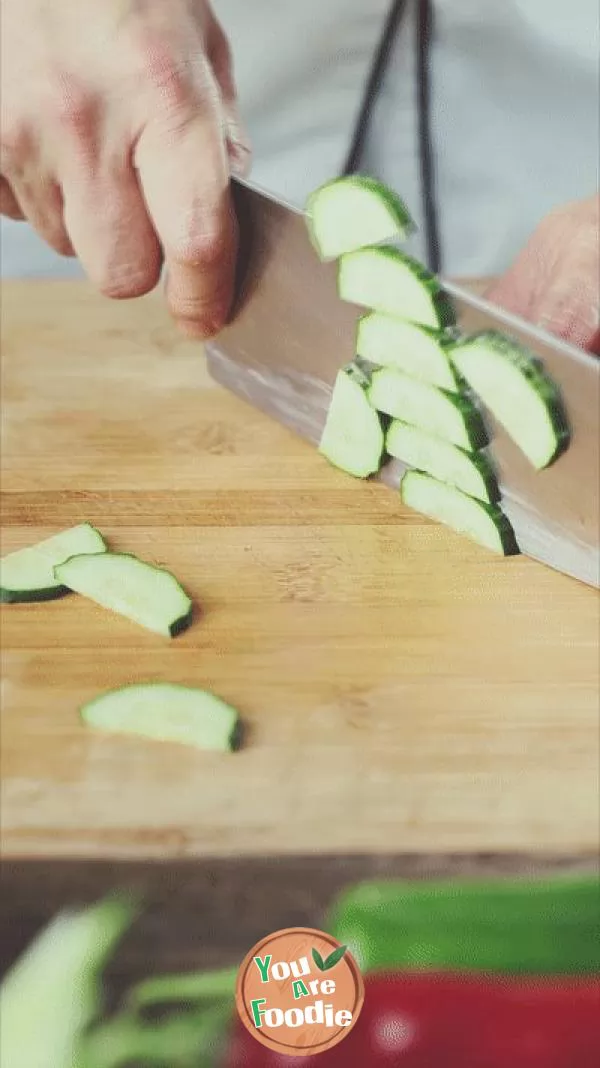 Steamed bream - Peacock opens its screen