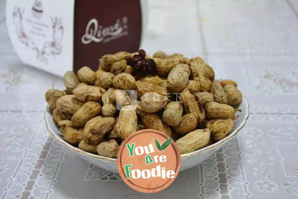 peanuts cooked with five-spice powder