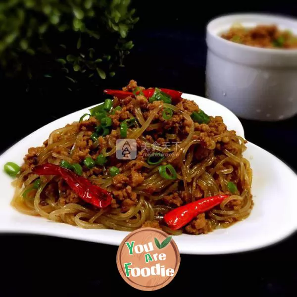 Minced meat vermicelli