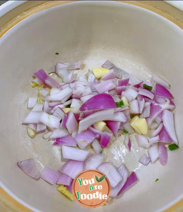 Braised yellow bone fish with beer