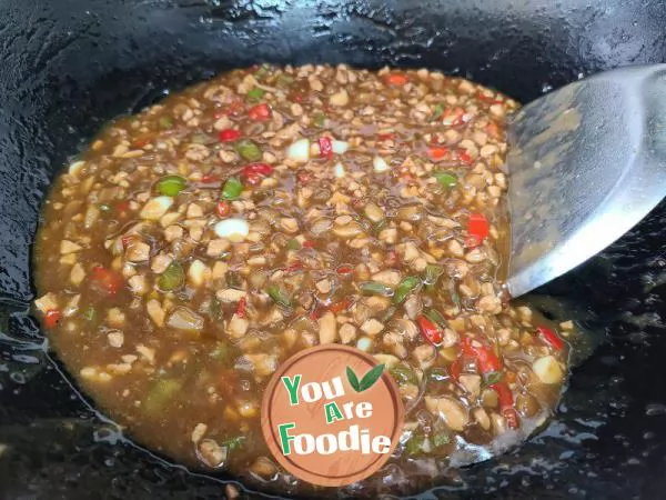 Noodles with Eggplant and Meat Paste