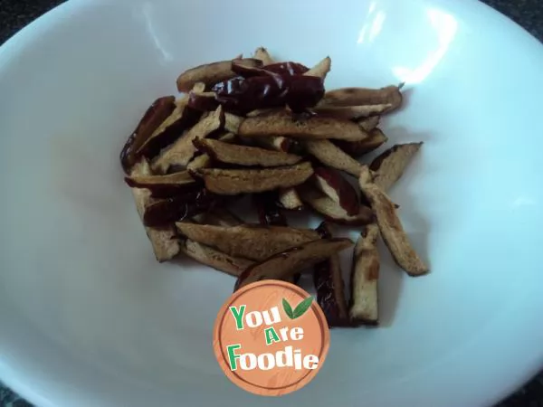 Nourishing Yin, moistening dryness, supplementing qi and promoting body fluid -- [soybean milk jujube porridge]