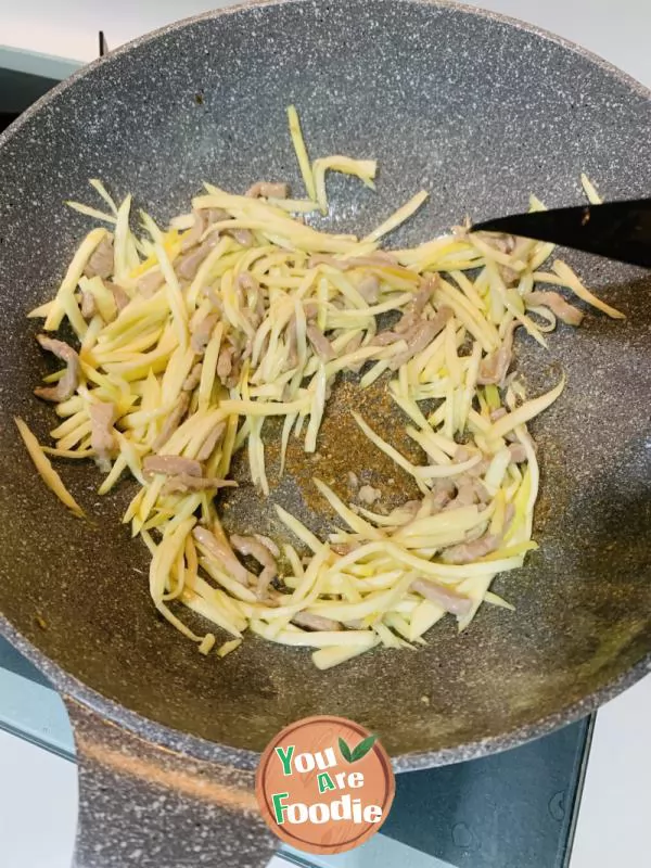 Shredded bamboo shoots