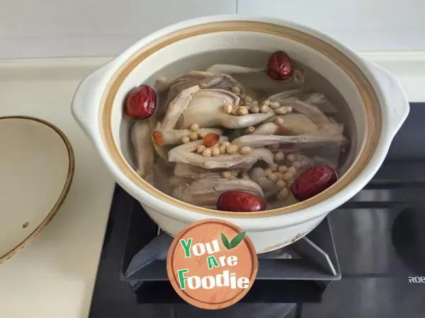 Pigeon Noodles in soup