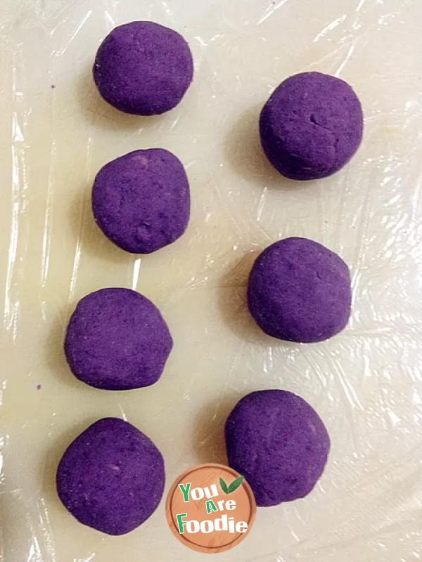 Heart for health -- zero cooking skill purple potato cheese ball