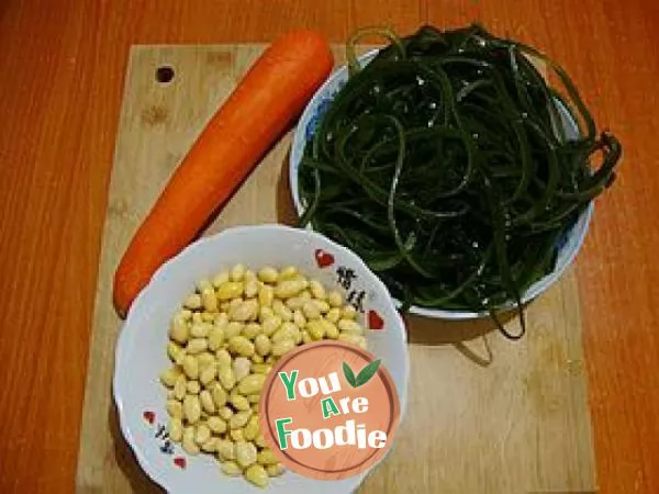 Refreshing cold dishes - 【 shredded kelp with soybeans 】