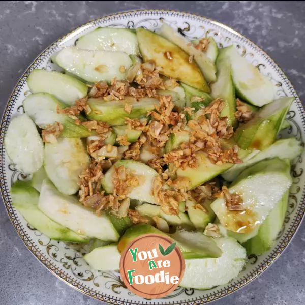 Steamed loofah with minced garlic and vermicelli