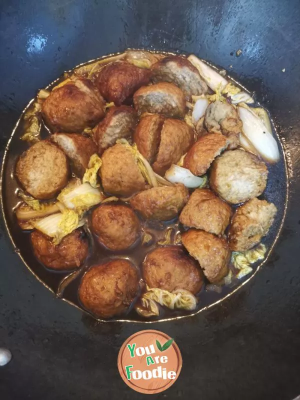 Kwai Braised Lotus Root Balls with Cabbage