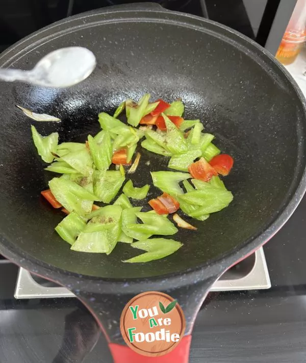 Fried celery with vegetables