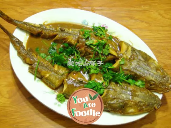 Braised-braided-fish-in-sauce