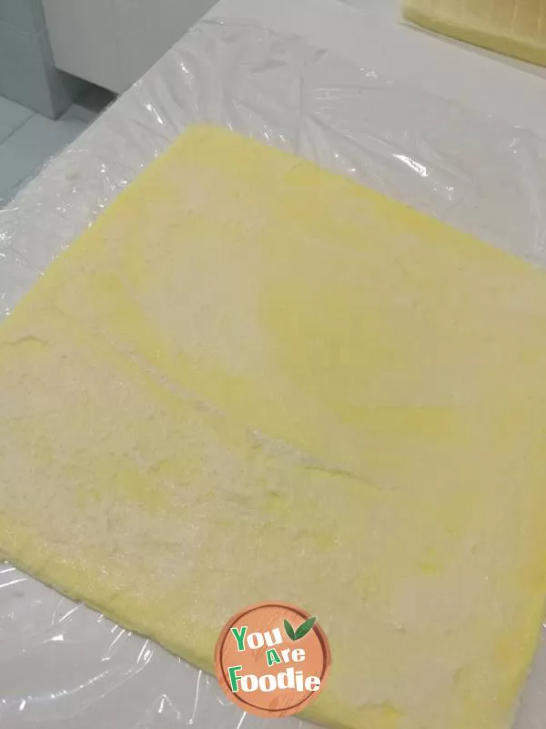Tiger skin cake roll