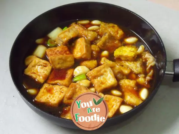 Braised Tofu with fish brisket