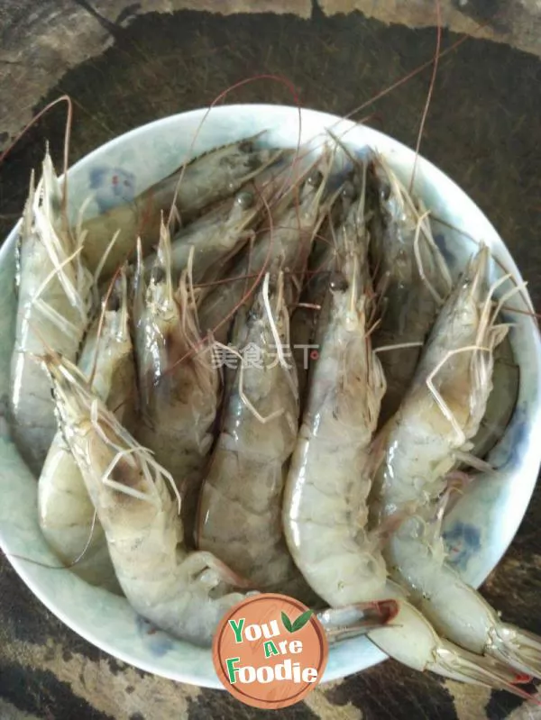 Fried shrimp with soy sauce