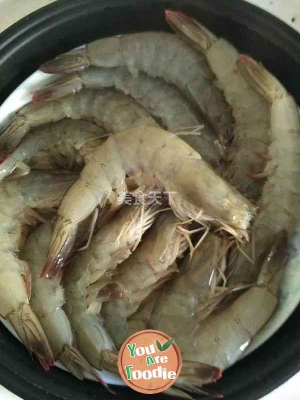 Fried shrimp with soy sauce