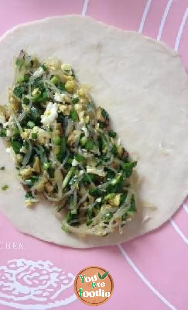 Fried Chinese leek dumplings