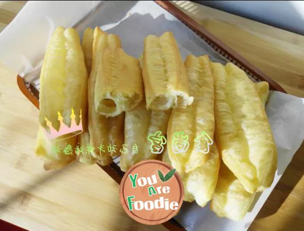 It's not difficult to learn the super detailed steps of home version fried dough sticks