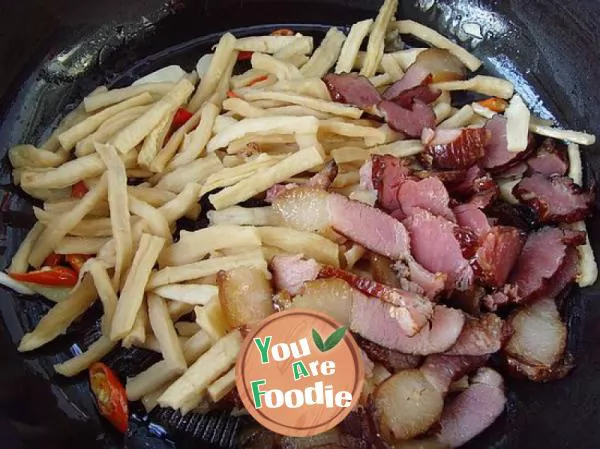 [Hunan cuisine]: fried bacon with dried radish