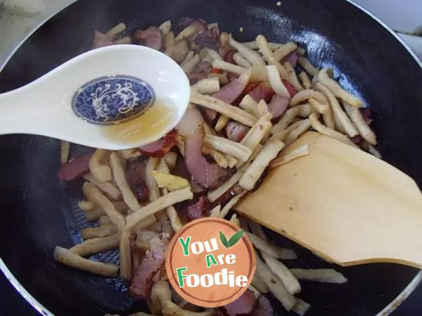 [Hunan cuisine]: fried bacon with dried radish