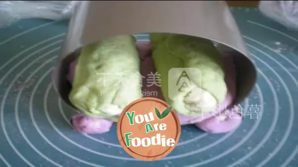 Mengmeng bear soup bread
