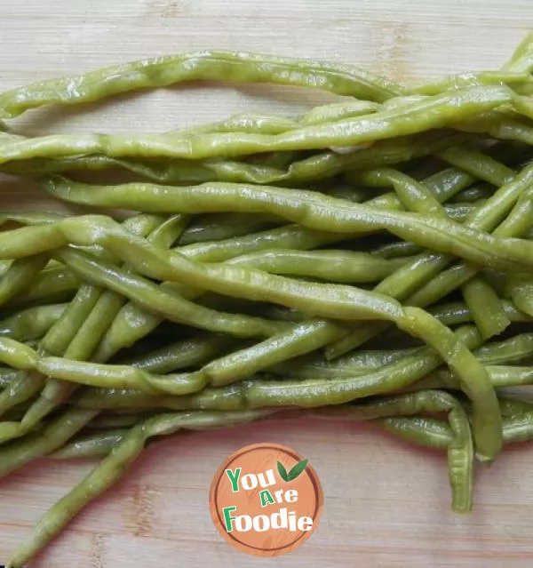 Fried minced meat with sour beans