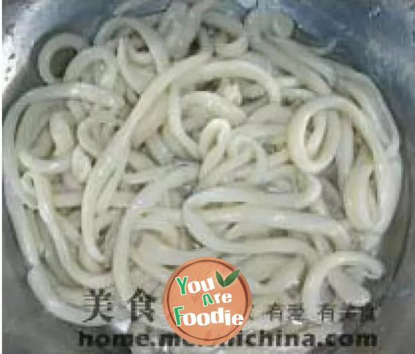 Xinjiang fried meat noodles