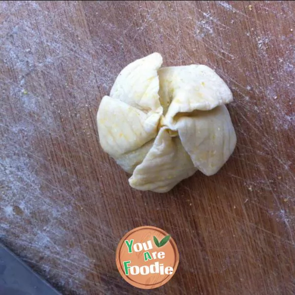 Steamed dumplings with small windmill